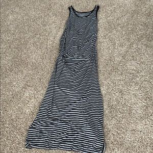 EUC Liz Lange Maternity Maxi Dress - S